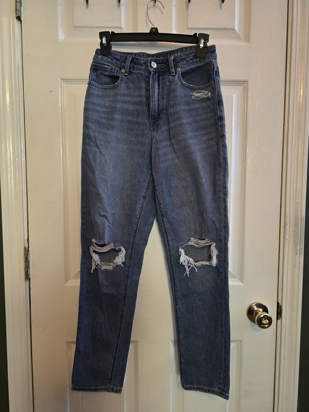 American Eagle Outfitters Women's Distressed Mom Jeans in Blue